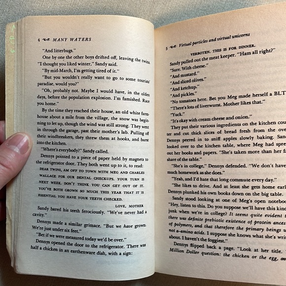 📚2/$6 Many Waters #4 in the Time Quartet - Picture 10 of 12